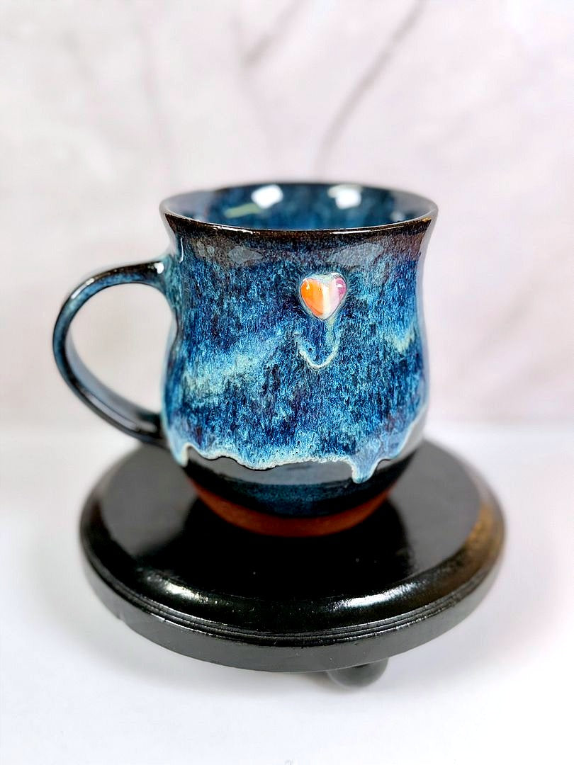 68(2) Mug: Lesbian Joy - Dreamscape