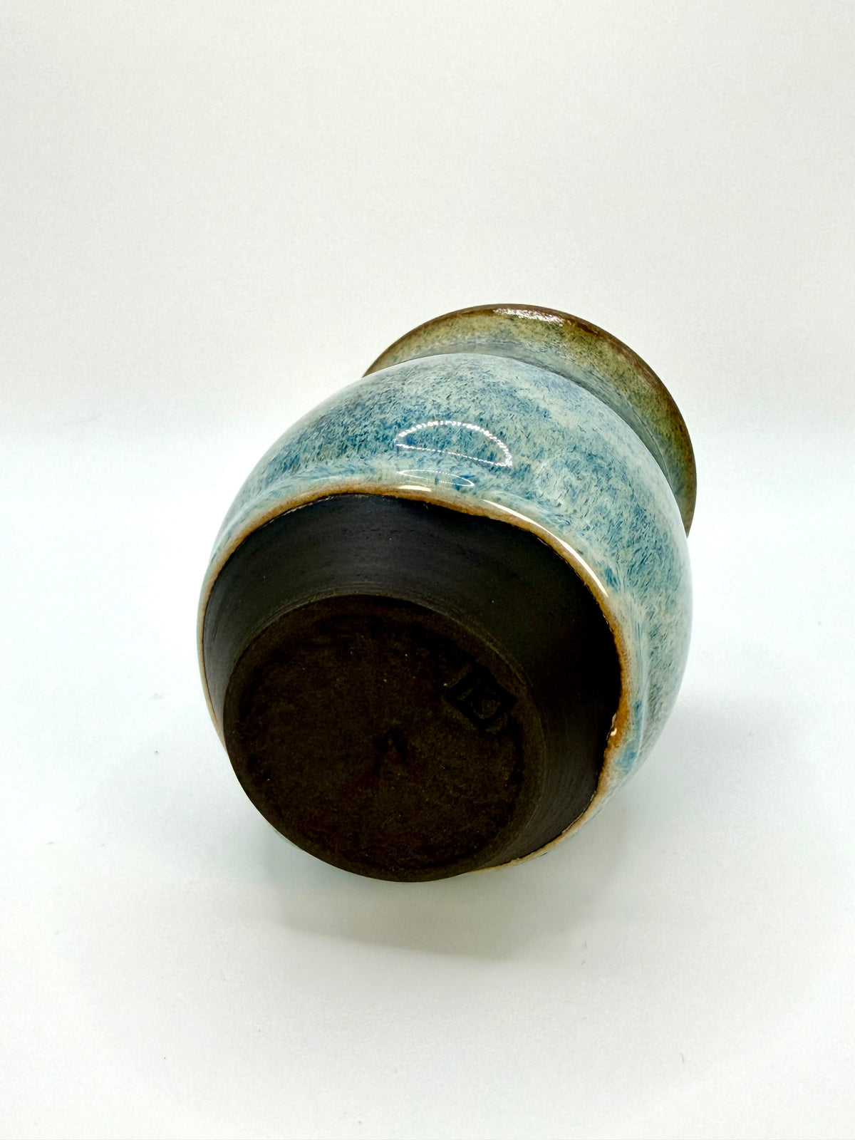 Pebble Bay Mini Cauldron