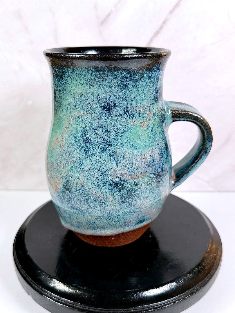 84 Mug: Rainbow Joy - Metallic Waves